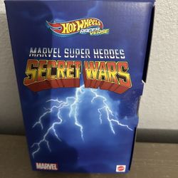 Hot Wheels RacerVerse Exclusive Marvel Superheroes Secret Wars Black Suit Spider-Man 