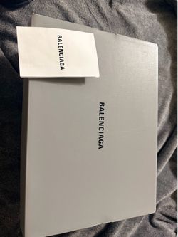 Balenciaga Triple s size 39