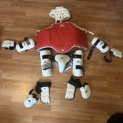 Taekwondo Gear Full Set + 2 Pair Foot Gaurd