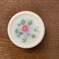 1.75” Avon 1984 Brooch Pin