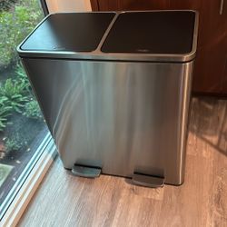 SONGMICS Trash Can, 2 x 8 Gallon (2 x 30 L) Garbage Can for Kitchen