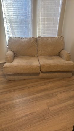 Free love seat need gone asap