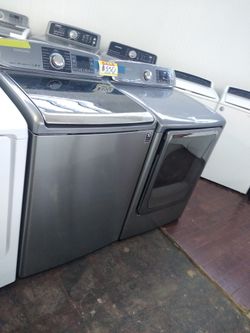 Samsung top load washer and dryer set working perfectly with 4 months warranty