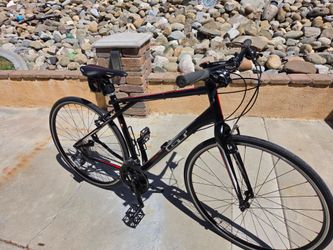 GT Hybrid Road Bike Black and Red