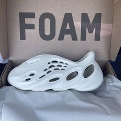 Yeezy Foam Runners “ Sand ” Size 10