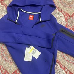 Blue Nike Tech Fleece Size Small (New gen)