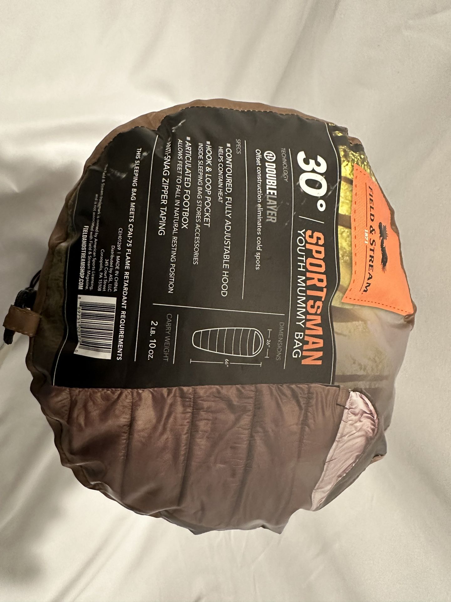 Like new Field and Stream 30° Sportsman YOUTH Mummy Double Layer Sleeping Bag