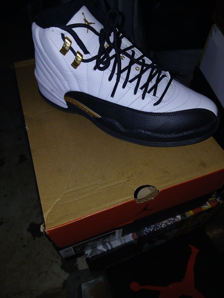 Jordan's 12s Like New 9 1/2