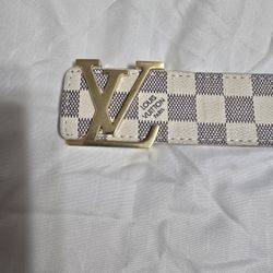 Louis Vuitton belt