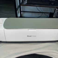 🎨 Cricut Maker for Sale – Gently Used, Great Condition!