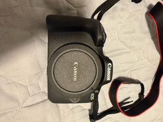 Canon r50