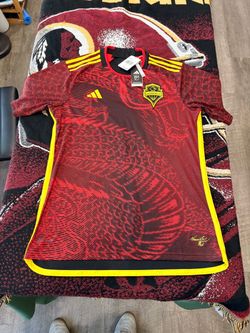 MLS adidas Seattle sounders jersey Bruce Lee edition nwt large