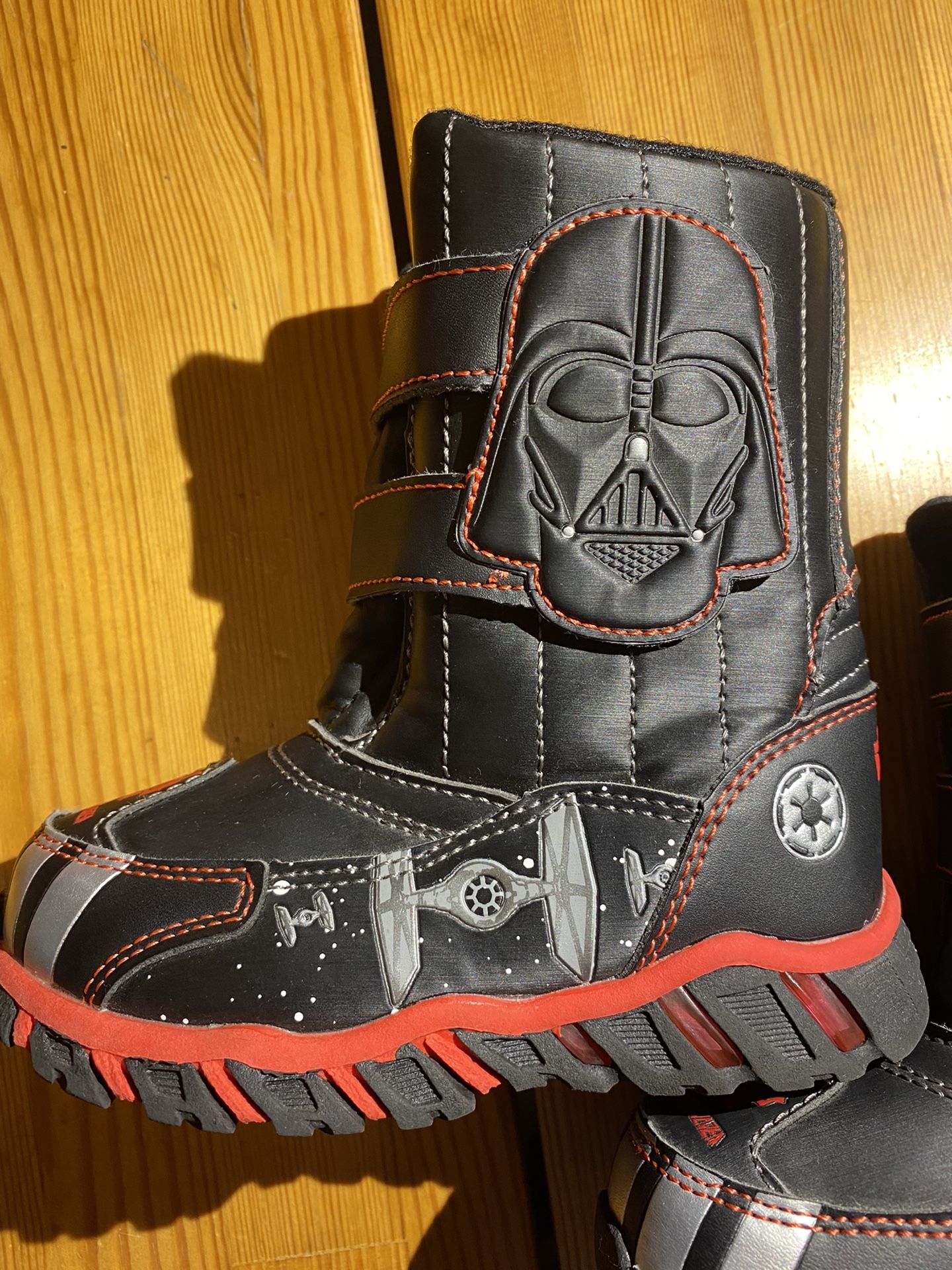 Darth Vader Childrens Snow Boots Childrens Size 7/8