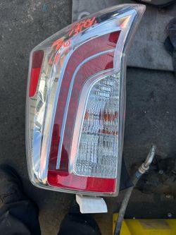Toyota Prius Taillight Taillamp Driver Side LH 2012 - 2015 ; J444