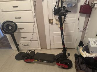 Gt06 scooter red on black