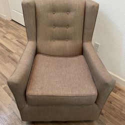 Almost New 360 Swivel Rocker Recliner Sofa With Excellent Condition 