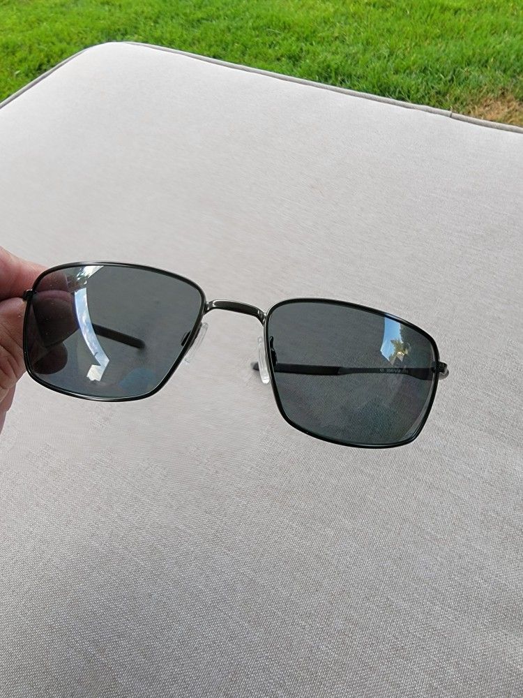 Oakley SQUARE WIRE Sunglasses