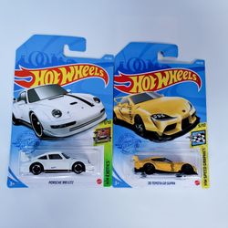 Hot Wheels-' Porchse 993 Gt2/' 20 Toyota GR Supra