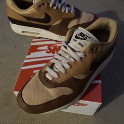 Nike AM1 SNKRS Day 8.8.20 Leather Air Max Sz8
