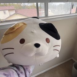 Soft cat plush