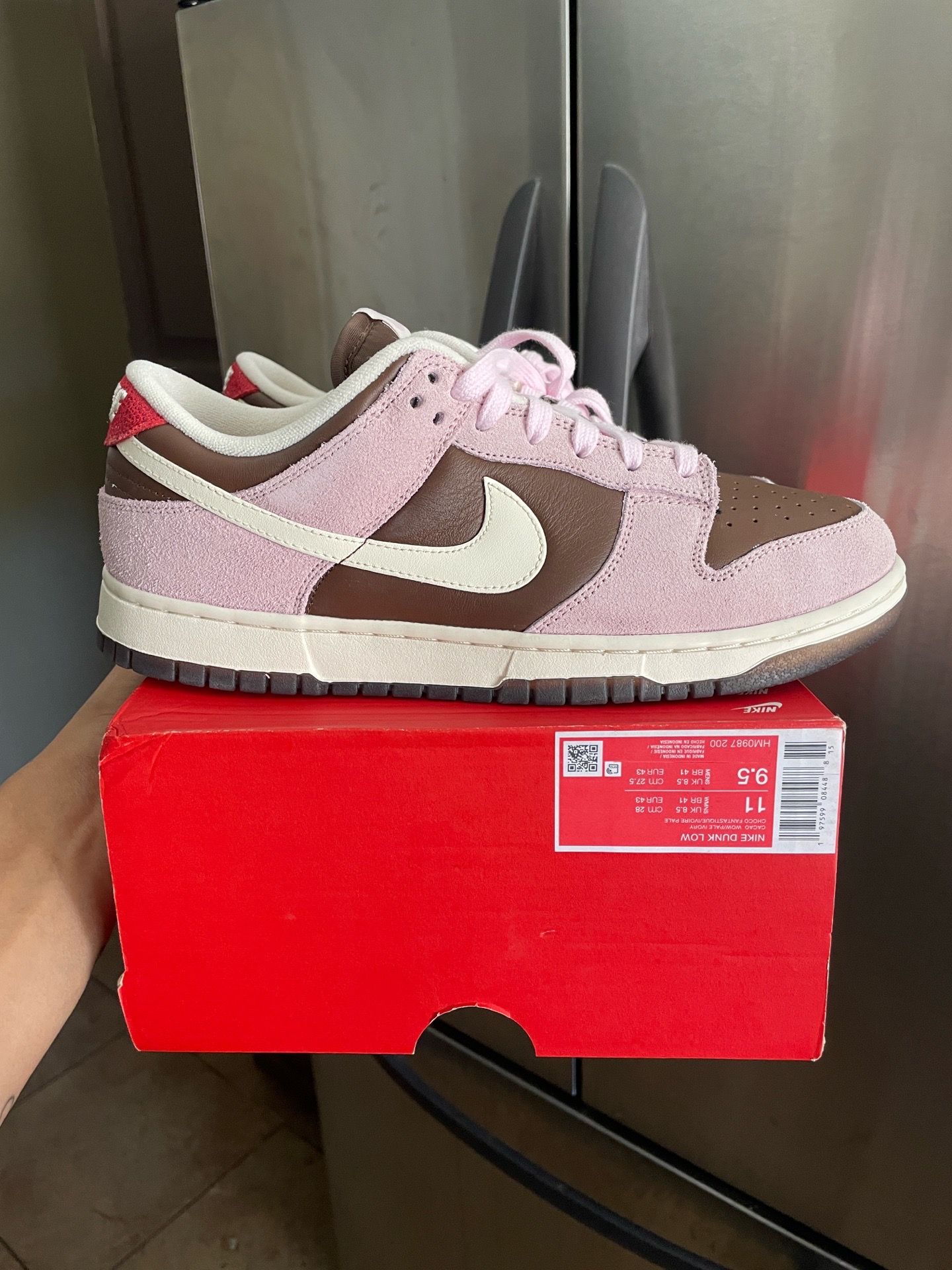 Sz 9.5 Men Nike $60 FIRM NO TRADES