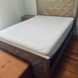 Bob’s Calvin Queen Panel Bed - Driftwood & Chevron