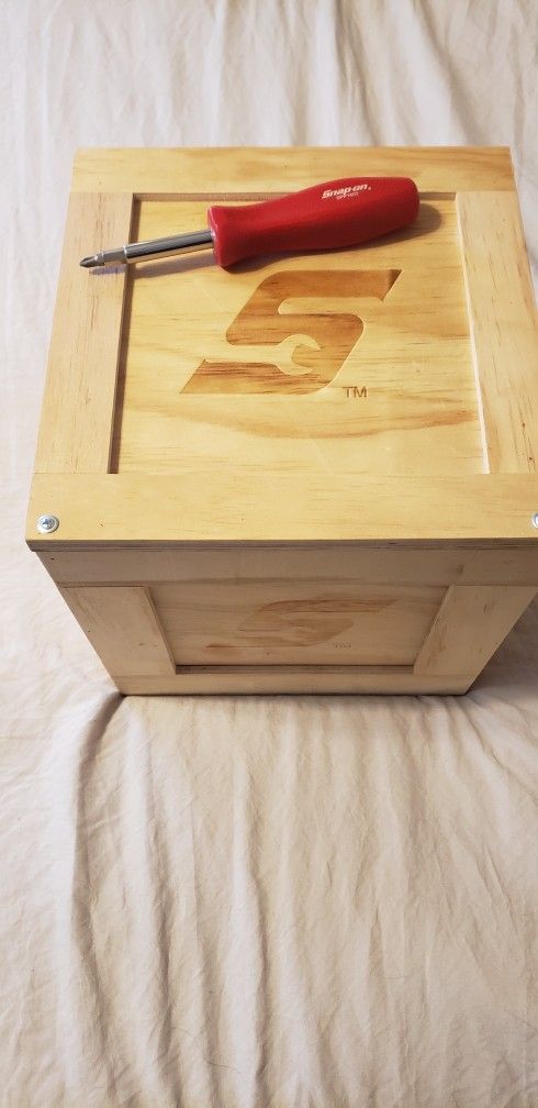 Snap On Wooden Game Box