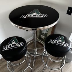 Collectible 2001 DiamondBacks Retro Bar Table Set