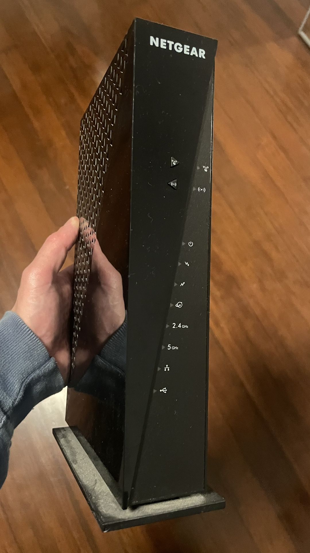 NETGEAR AC1750 Wi-Fi DOCSIS 3.0 Cable Modem Router