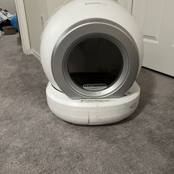 Self Cleaning Automatic Cat Litter Box