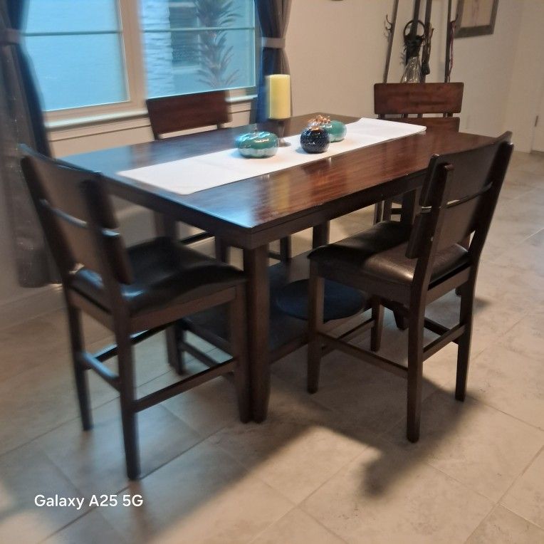 Kitchen Dining Table