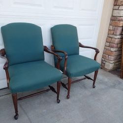 2 ACCENT CHAIRS