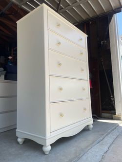5 Drawer Dresser