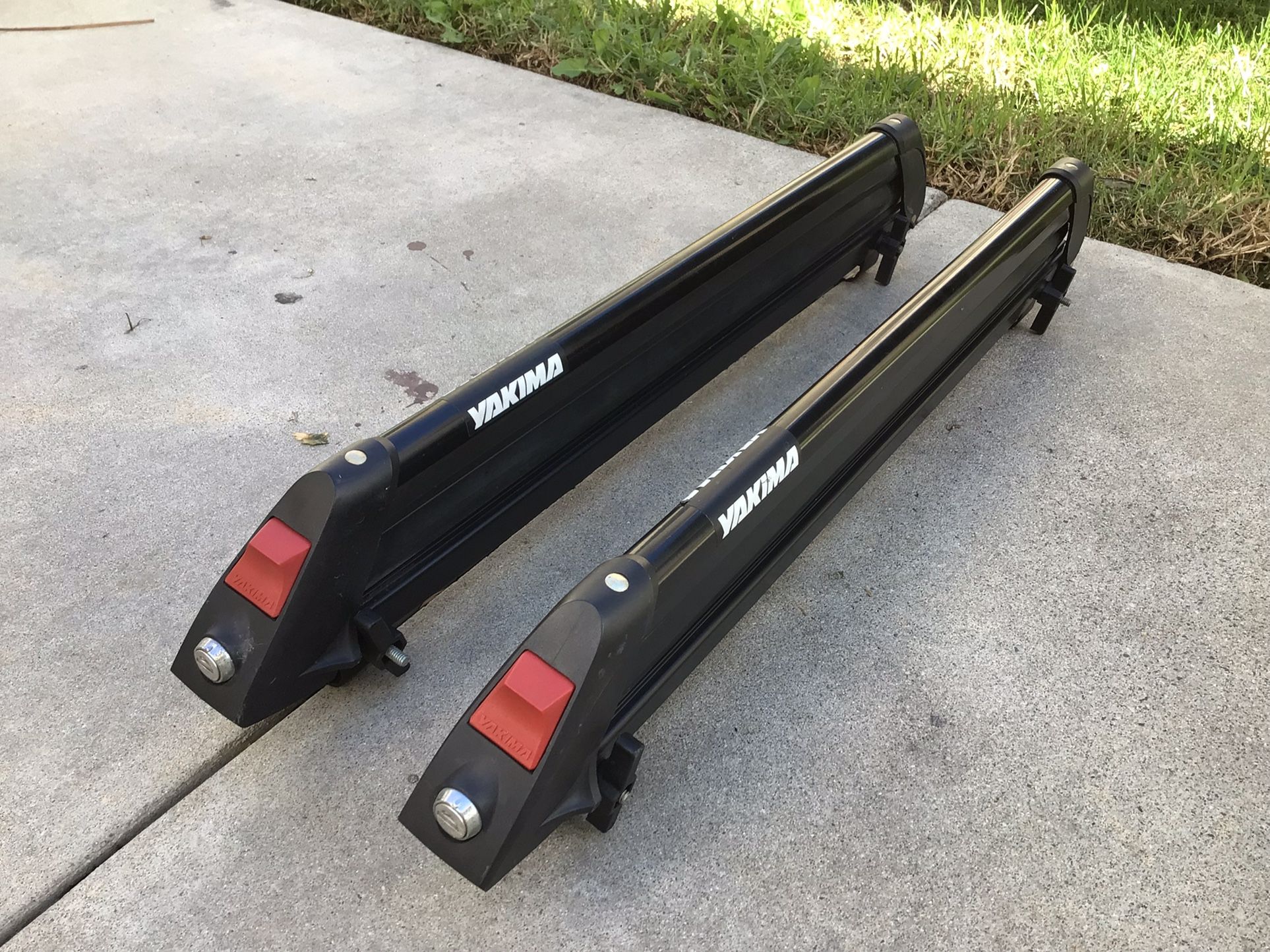 Yakima ButtonDown 6 Snowboard SkiRacks with Locks for Sale in
