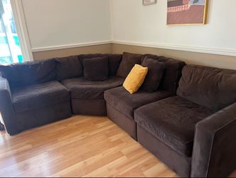 Couch brown