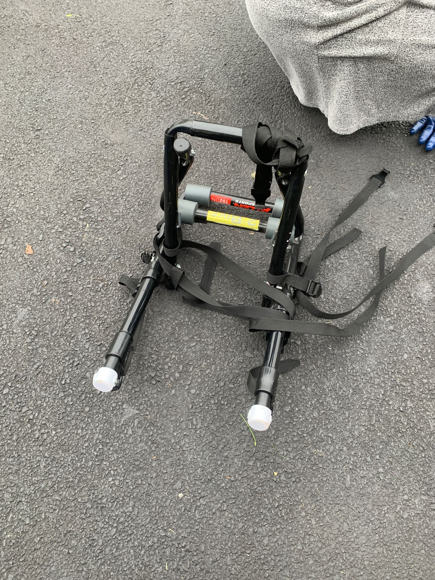 Bike rack for two bikes fits on a sedan style car