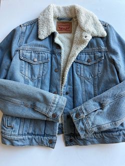Original Sherpa trucker jacket woman’s size S