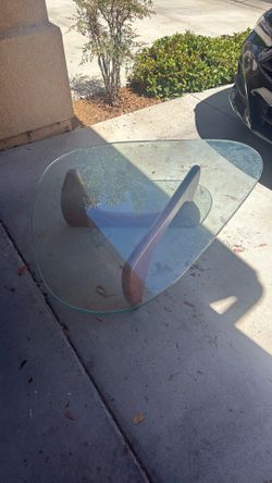 noguchi style coffee table