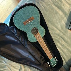 Never Used Ukulele With Case And Pick