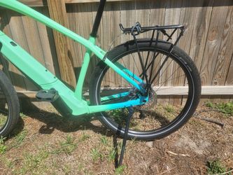 SPECIALIZED COMO EBIKE XL 29 In  Like New