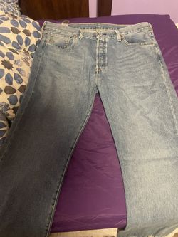 Levi 501 jean, waist 40 length 32