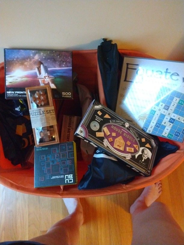 Stem Puzzles/Math Game/Shuttle/Einstein Ea $5