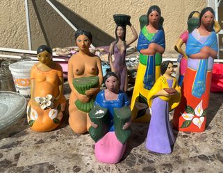 House Decor Figurine’s