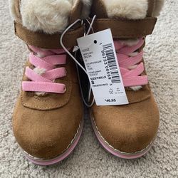 Girls Boot Size 8