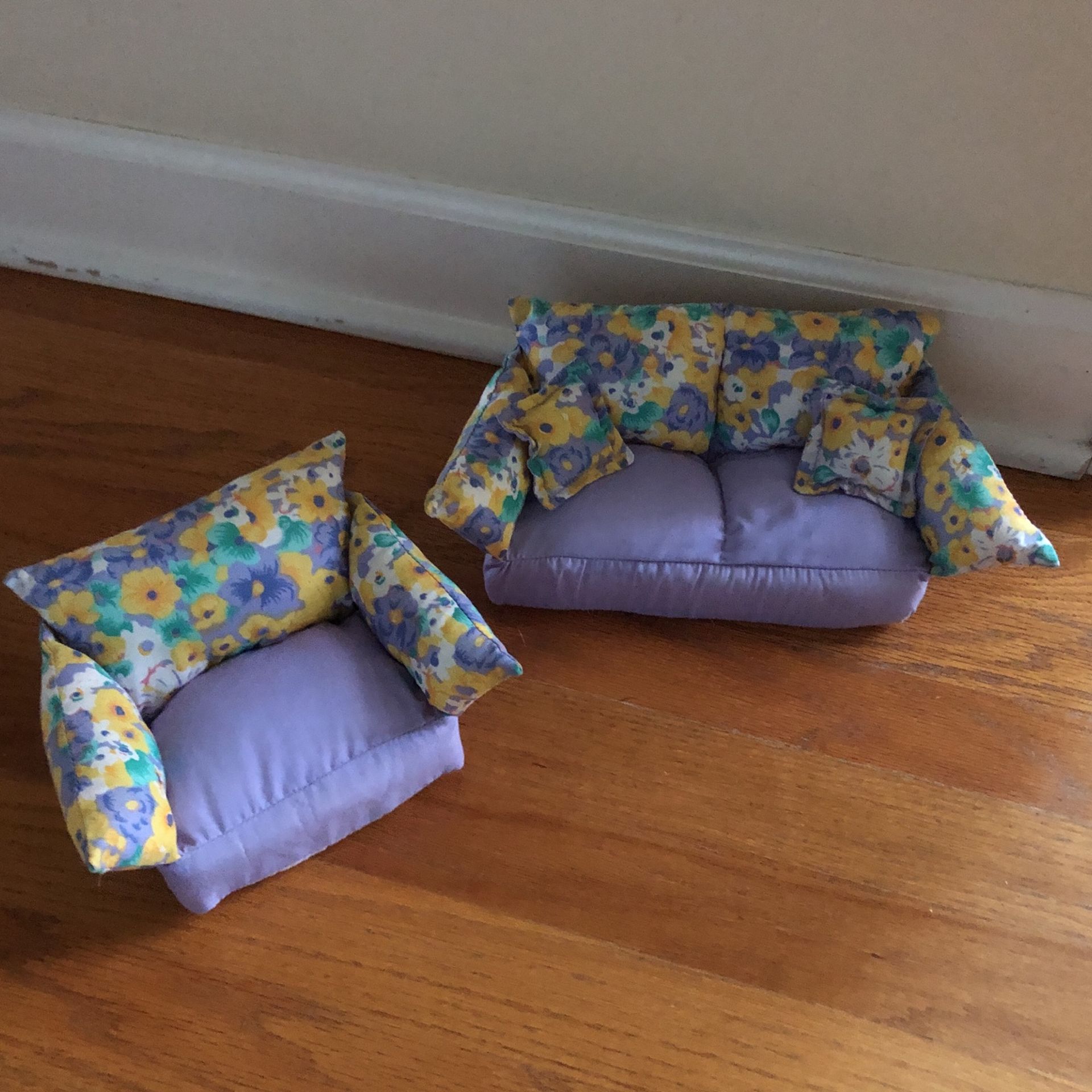 Barbie Couch & Chair 