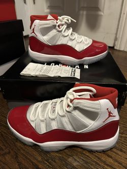 Jordan 11 Cherry *Size 10