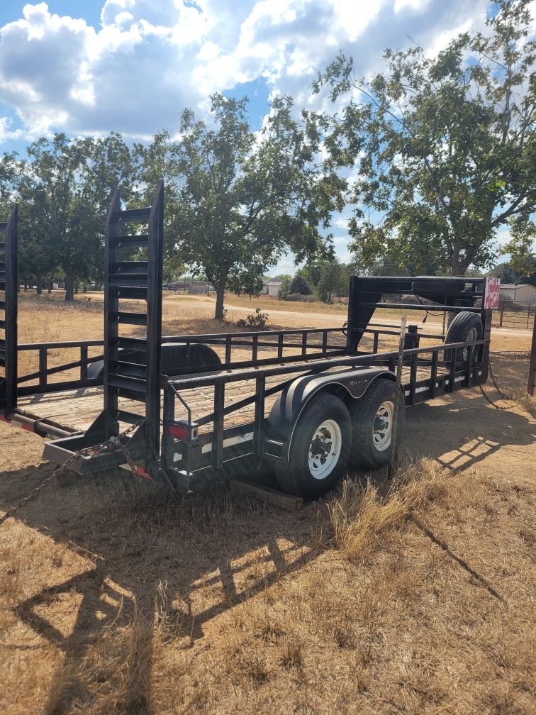 Gooseneck Trailer