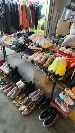 Big yard sale !!