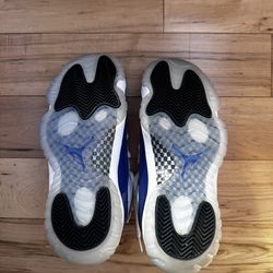 Jordan 11 retro low