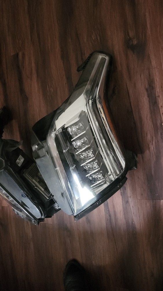 2015 // 2020 Cadillac Escalade Left Headlight